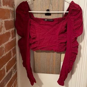 ZARA, WINE-COLORED, RUCHED CROP TOP.